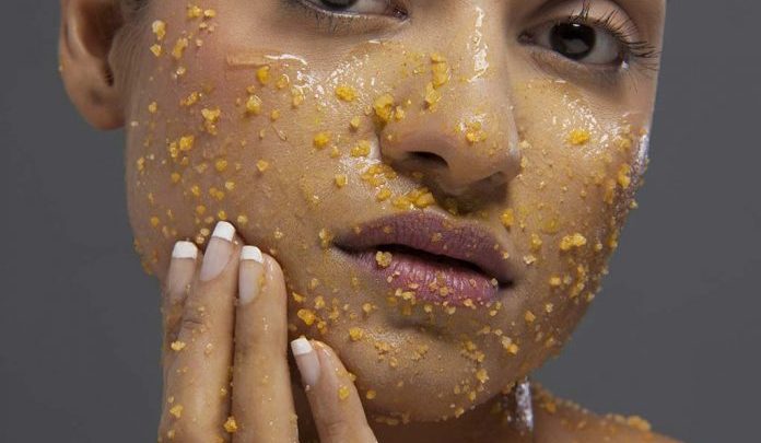 اسکراب پوست خانگی