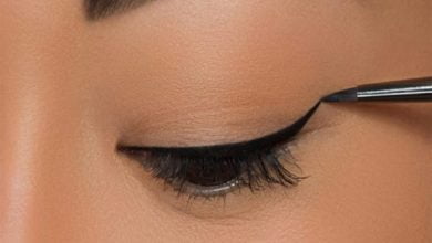 خط چشم و مداد چشم اسنس